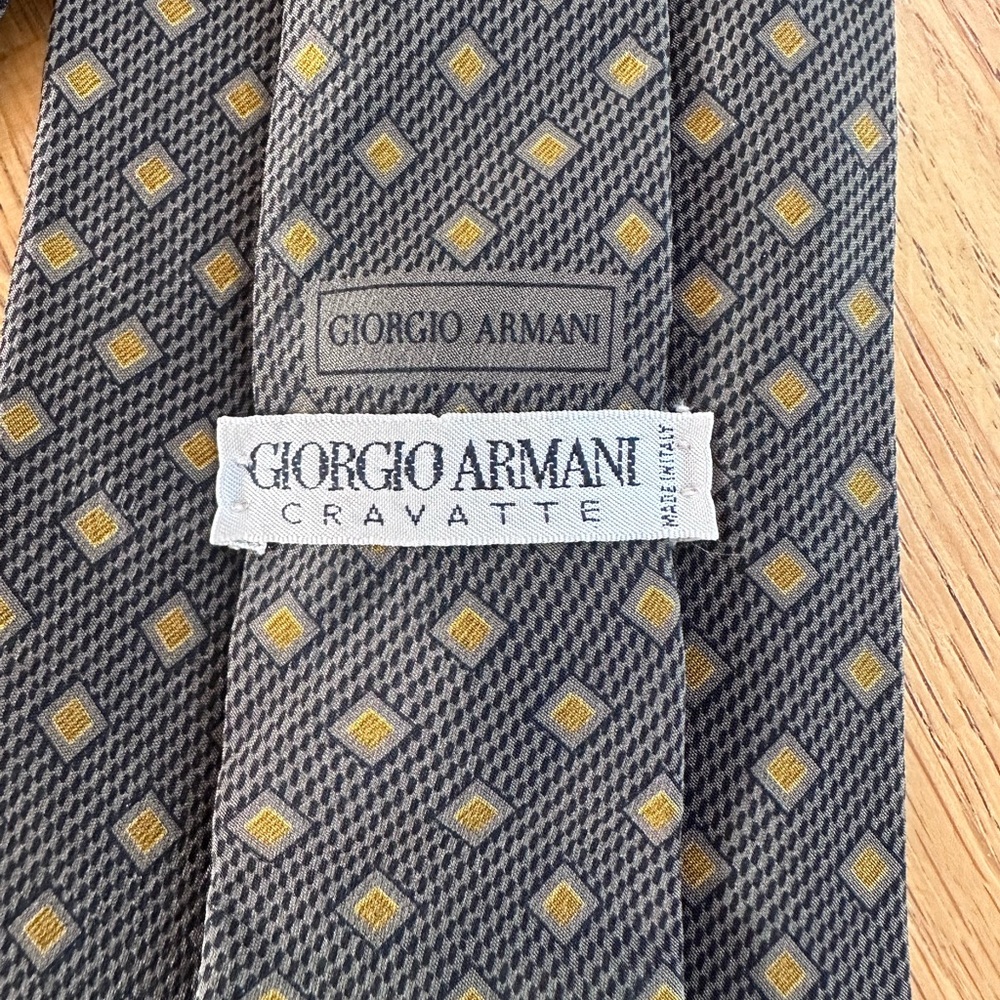 Giorgio Armani Grey Tie with Gold Diamond Motif